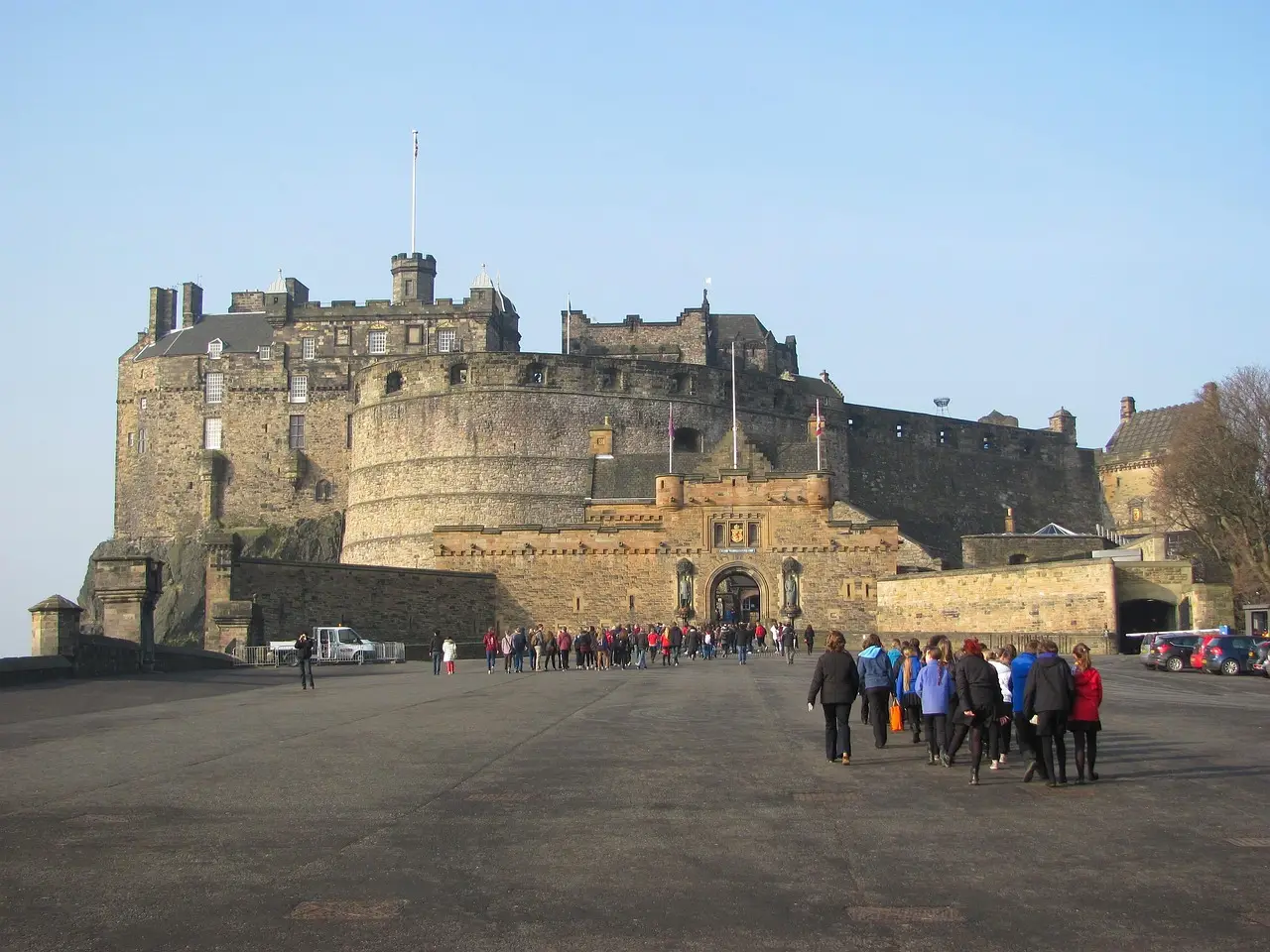 LRO Buys Courtyard Edinburgh